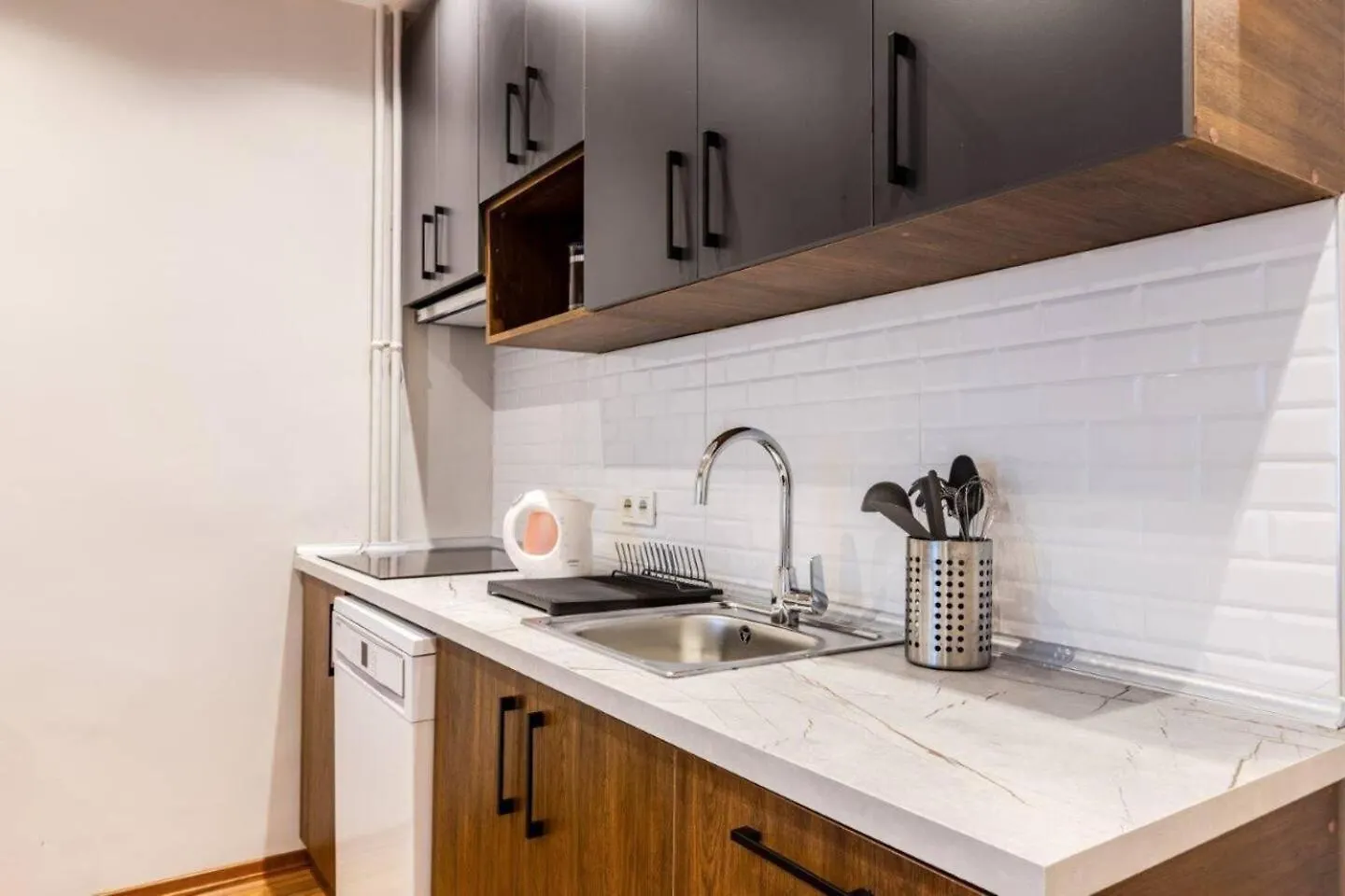 Charming Bright 4Bd2Bath Balcony Central Pad #368 Istanbul 0*,